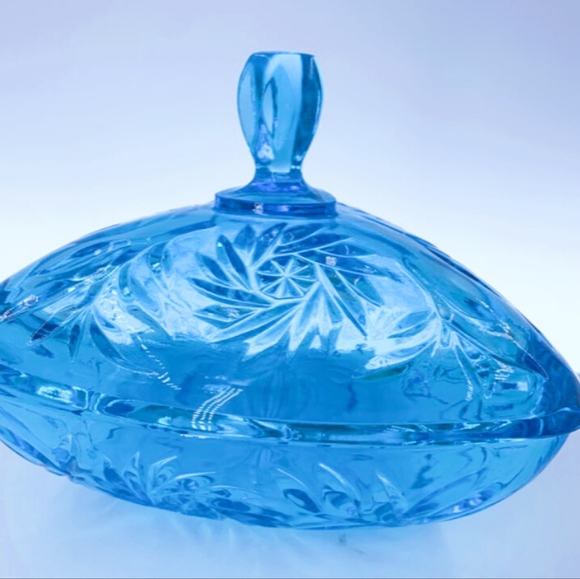 Hazel Atlas Capri Blue Pinwheel Glass Candy Dish Fluorescent Glass - Picture 2 of 5